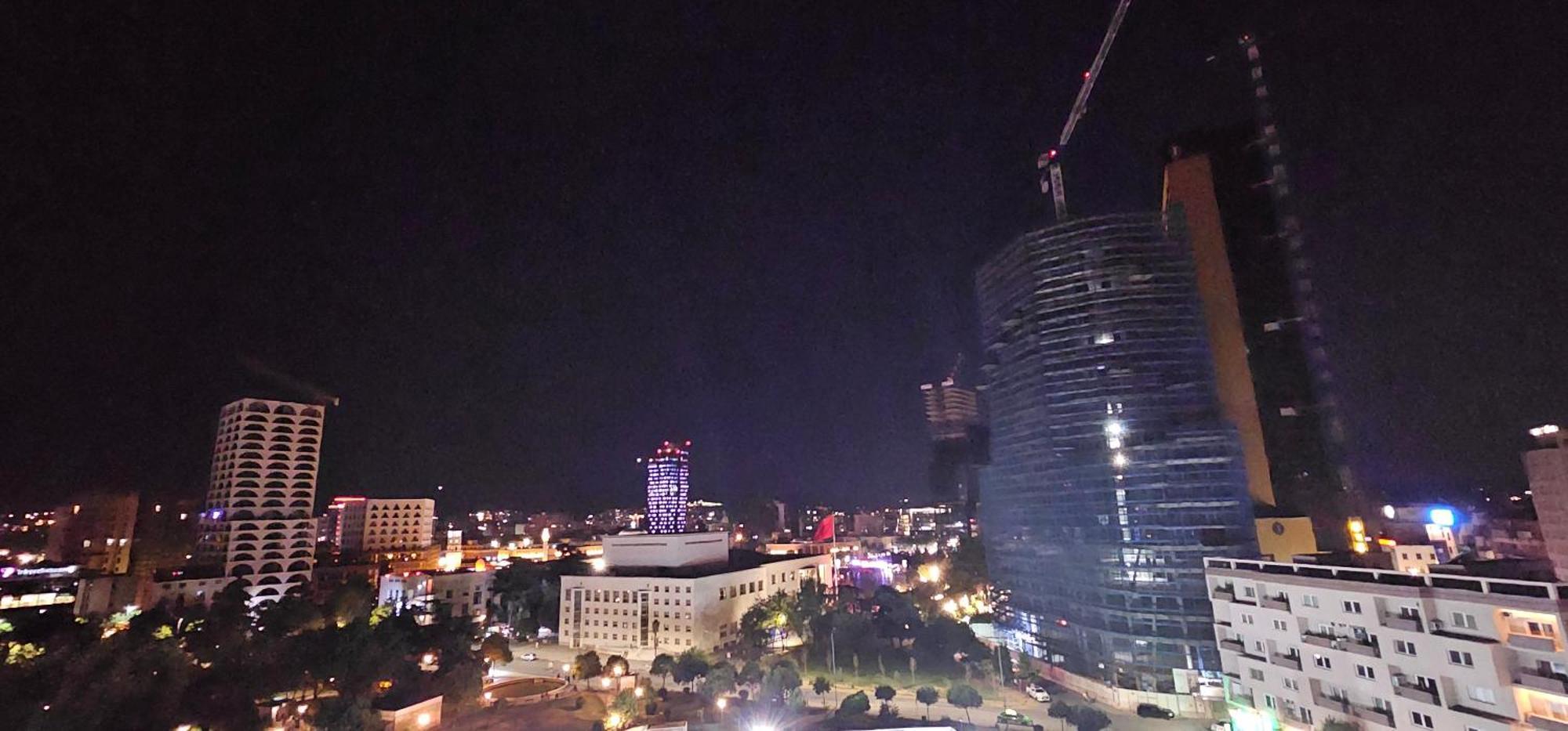 Free Parking Skanderbeg Square - Spacious Central Apartment 티라나 외부 사진