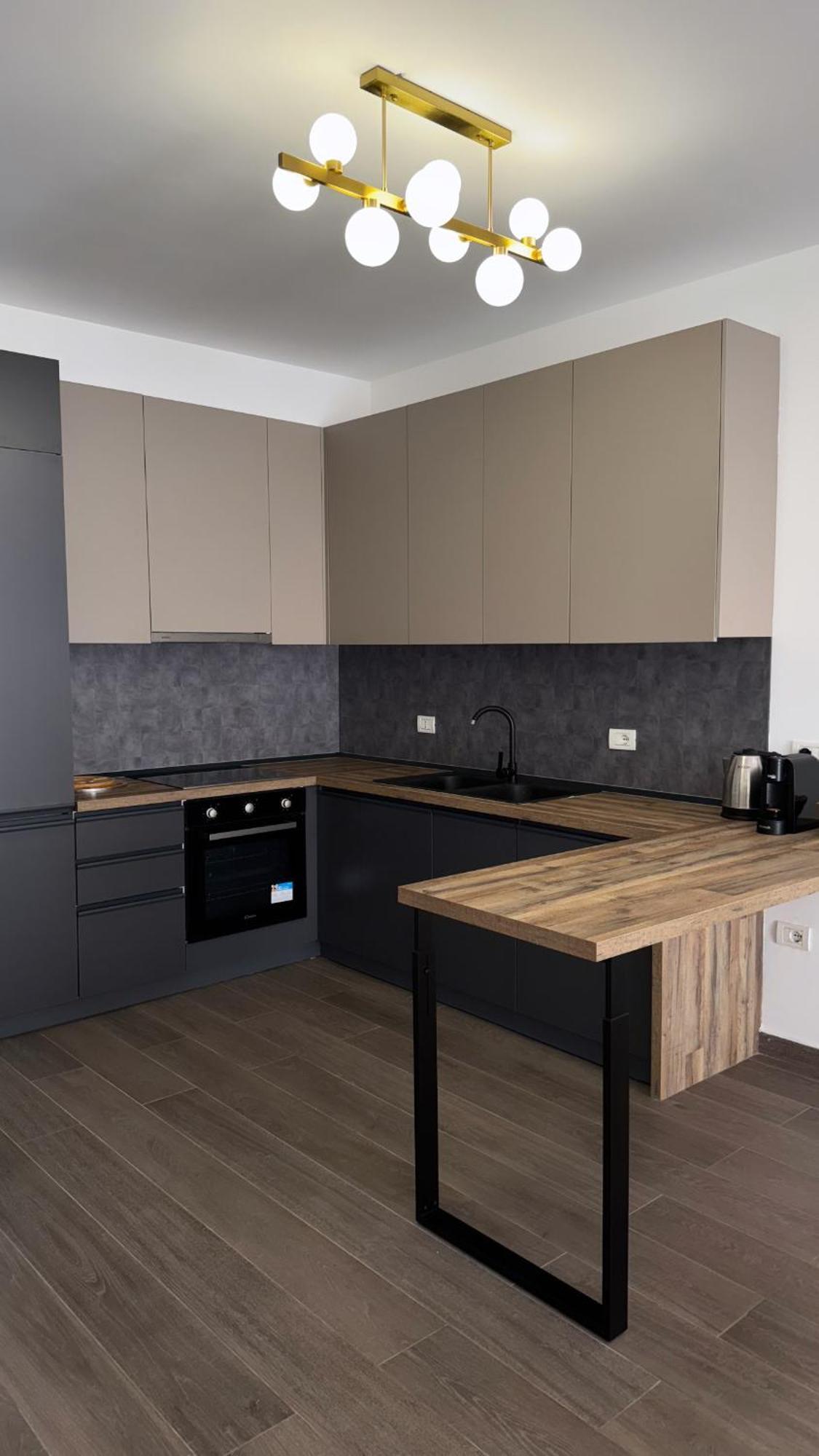 Free Parking Skanderbeg Square - Spacious Central Apartment 티라나 외부 사진