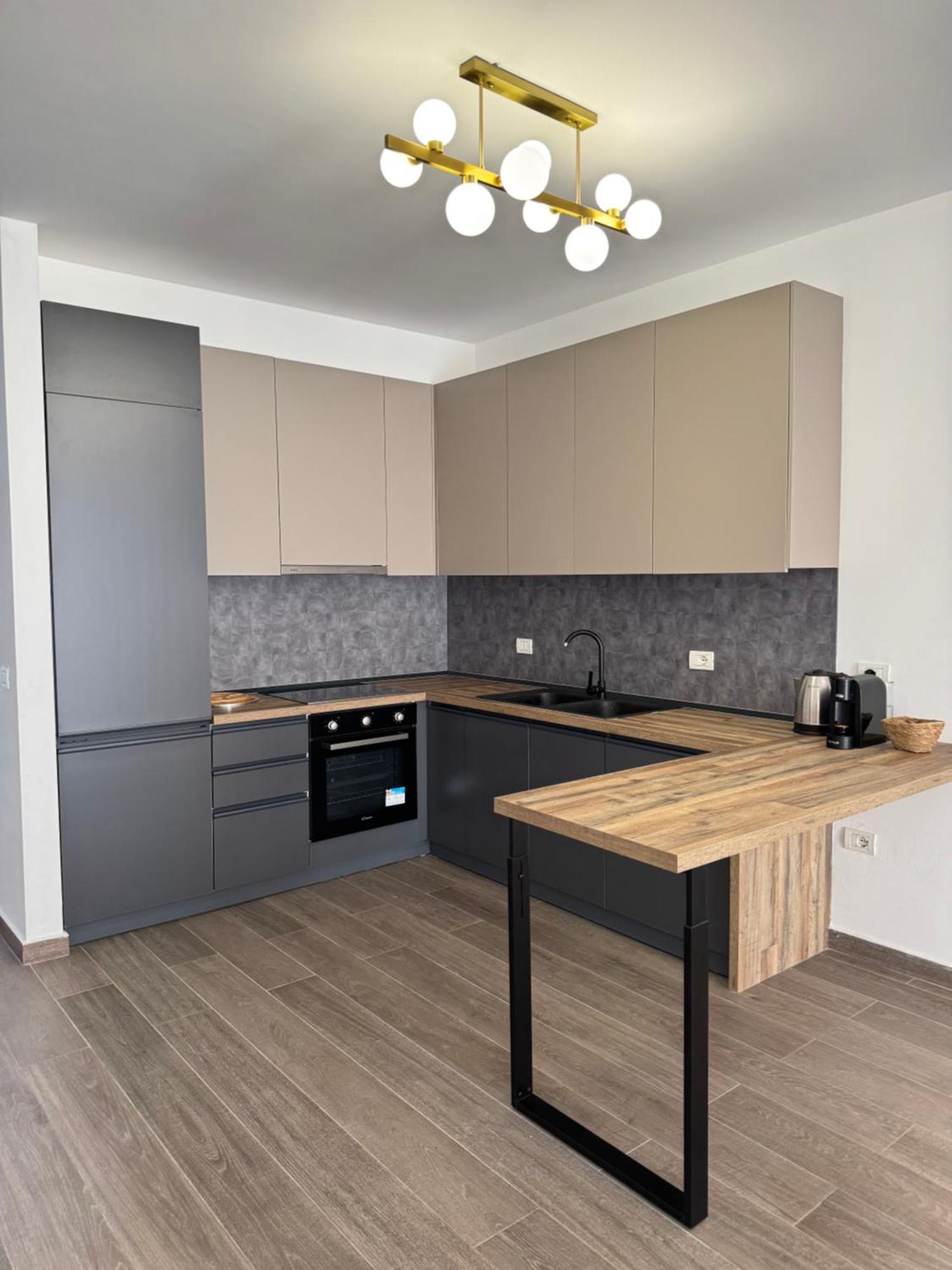 Free Parking Skanderbeg Square - Spacious Central Apartment 티라나 외부 사진