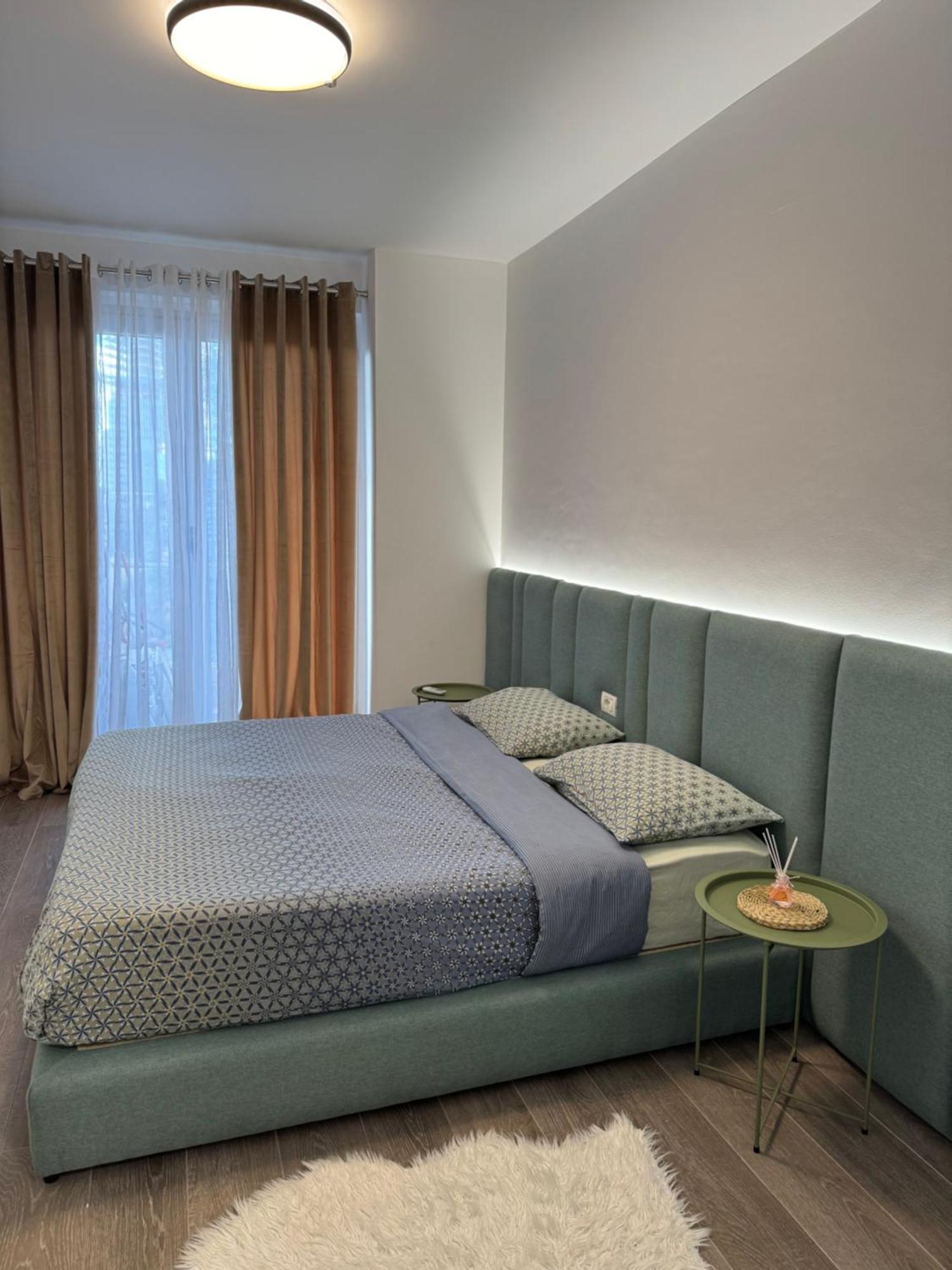 Free Parking Skanderbeg Square - Spacious Central Apartment 티라나 외부 사진