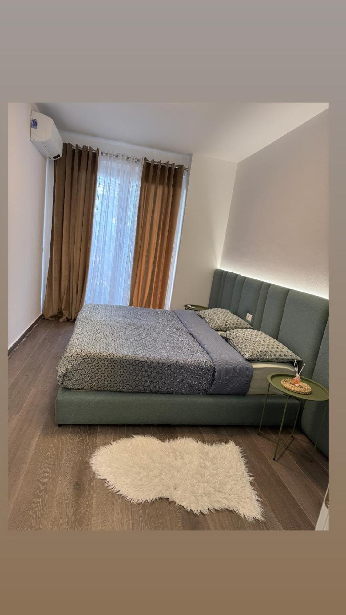Free Parking Skanderbeg Square - Spacious Central Apartment 티라나 외부 사진